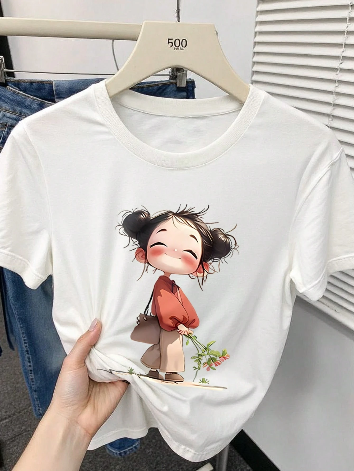 Minimalist Fresh Girl Graphic T-Shirt, Round Neck Short Sleeve Women's Casual Everyday Wear Top